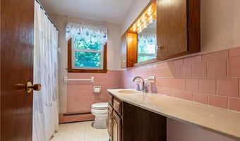 26 Anderson Ave, Coventry, RI 02816