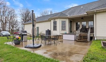 12488 Baumhart Rd, Amherst, OH 44001