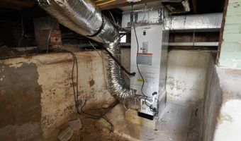 406 DELAWARE Ave, Delmar, DE 19940