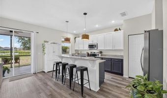 203 STAR SHELL Dr, Apollo Beach, FL 33572