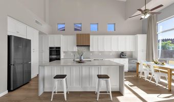 2933 W Owens Way, Anthem, AZ 85086