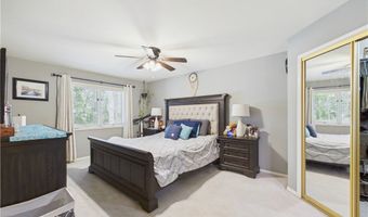 3 Dolphin Ln, Bella Vista, AR 72715