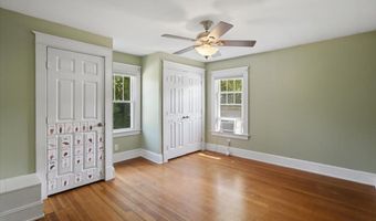 301 Elm St, Bennington, VT 05201