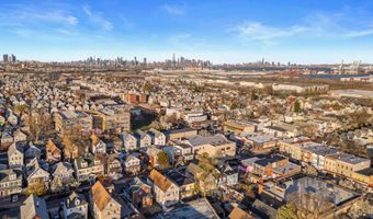 809-811 BROADWAY, Bayonne, NJ 07002