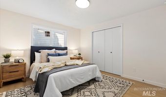 8450 W Canterbury Dr, Boise, ID 83704