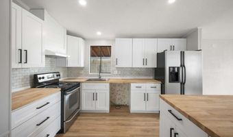 3500 S TOMAHAWK Rd 126, Apache Junction, AZ 85119