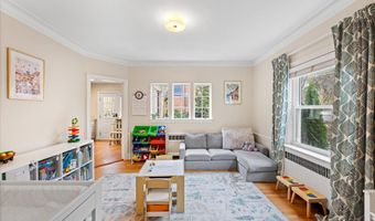 4820 LINNEAN Ave NW, Washington, DC 20008