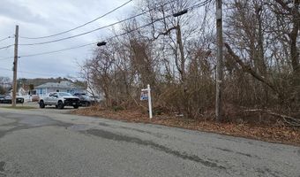 Holt Rd, Bourne, MA 02532