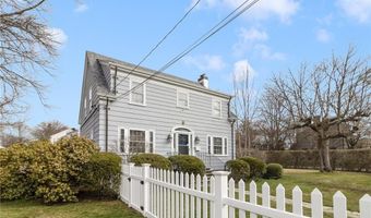 67 Harrison Ave, Newport, RI 02840