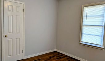 32 E Main St, Ash Flat, AR 72513