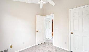 44049 FERNCLIFF Ter, Ashburn, VA 20147