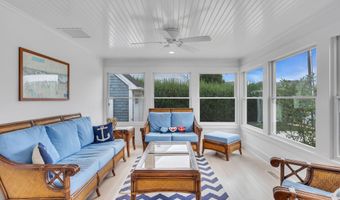 35 Bristol Pl, Bay Head, NJ 08742