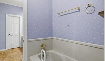 135 Easthaven Dr, Brandon, MS 39042