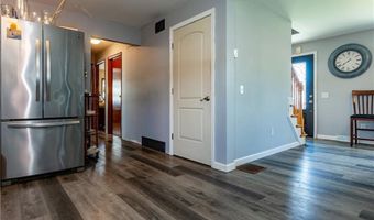 74 Brookhaven Dr, East Providence, RI 02914