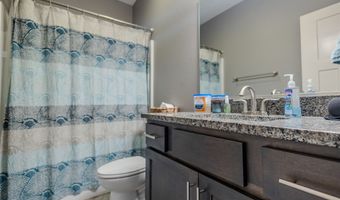 1105 Hunter Ct, Adel, IA 50003