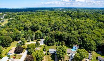 6333 Juniper Dr, Amherst, OH 44001