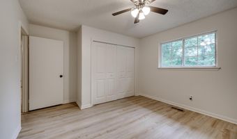 6823 Foxfire Dr, Benton, AR 72019