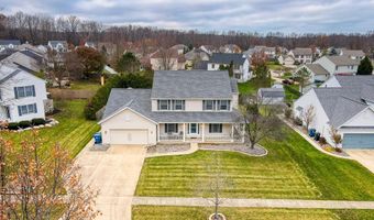 915 Red Tailed Ln, Amherst, OH 44001