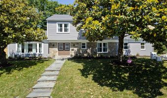2606 N QUINCY St, Arlington, VA 22207