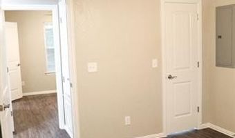 686 W 6th St, Atoka, OK 74525