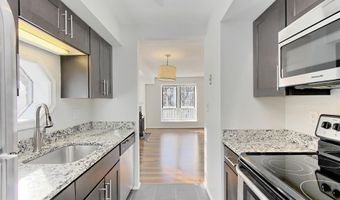 2616 S ARLINGTON MILL Dr 8, Arlington, VA 22206
