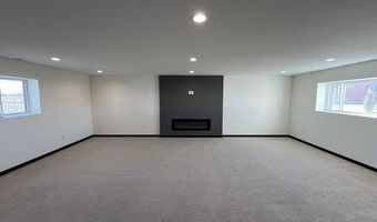 1307 NE 34th Ave, Aberdeen, SD 57401
