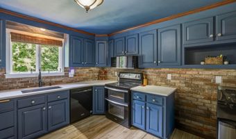 28 Intervale Rd, Bristol, CT 06010