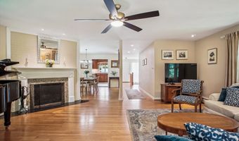 3818 N RIDGEVIEW Rd, Arlington, VA 22207