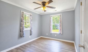 157 Flat Rock Ln, Aberdeen, NC 28315