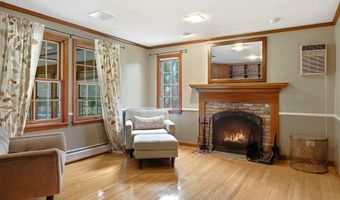 11 Wendover Way, Bedford, NH 03110