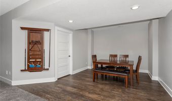 28887 Frost Ln, Adel, IA 50003