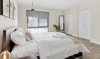 8608 VILLAGE Sq 15/8608, Alexandria, VA 22309