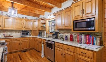 3382 Antioch Greggs Rd, Adel, GA 31620