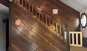 263 Queensway Dr, Avon, IN 46123