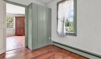 383 Putnam Pike, Glocester, RI 02829