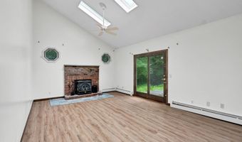 70 Smith Ln, Burlington, CT 06013