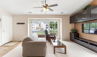 1335 Crossings Ct C, Ballwin, MO 63021