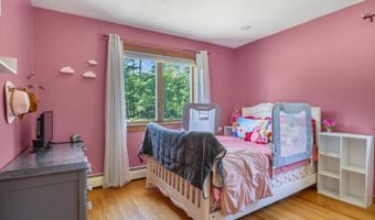314 Wentworth Rd, Brookfield, NH 03872