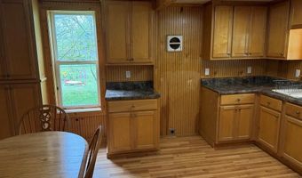 110 Fisher St, Andrews, NC 28901