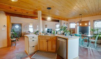 2 Mesa Sea Rd, Arroyo Hondo, NM 87513