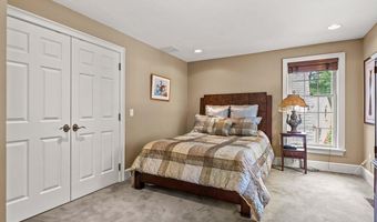 56 Oak Dr, Bedford, NH 03110