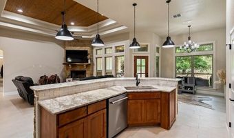 140 Wood Valley Dr, Adkins, TX 78101