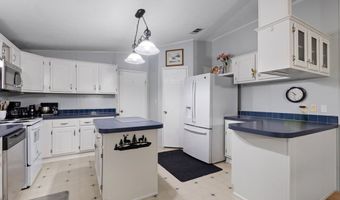 4689 NW 26th St, Bell, FL 32619