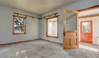 910 2nd Ave, Armstrong, IA 50514
