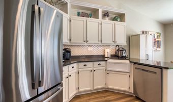 10733 W CLOVER Way, Avondale, AZ 85392