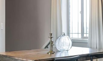 3333 N CASALOMA Dr 9, Appleton, WI 54913