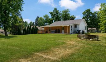 42981 N LAKE Ave, Antioch, IL 60002