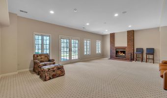 5140 Turtle Point Dr, Ann Arbor, MI 48105