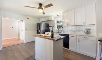 44 Sixth St, Auburn, ME 04210