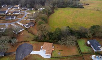 222 Mary Jo Isom Ln, Arab, AL 35016